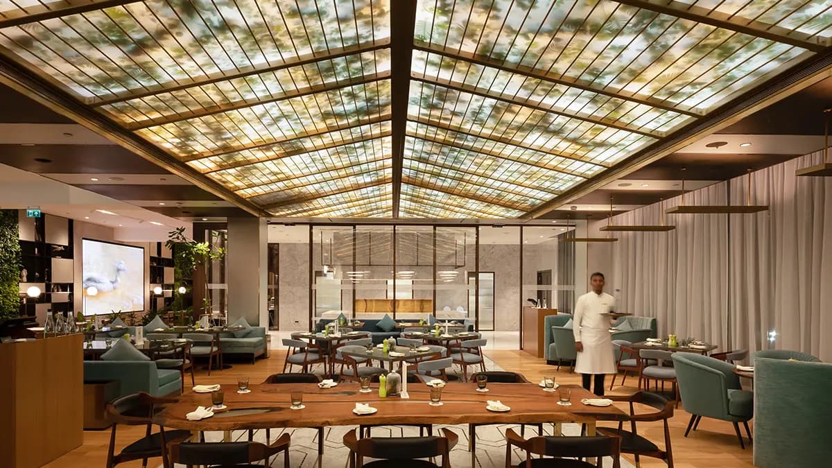 Bay Club – view 4